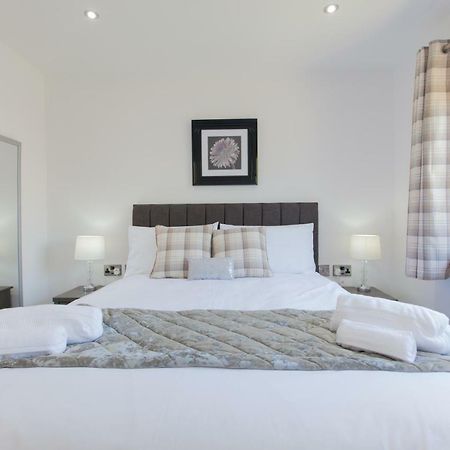 Leys Park Executive Apartments Dunfermline Exterior foto